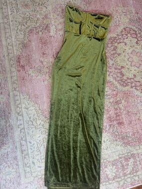 PrettyLittleThing Olive Green Velvet Strapless Gown